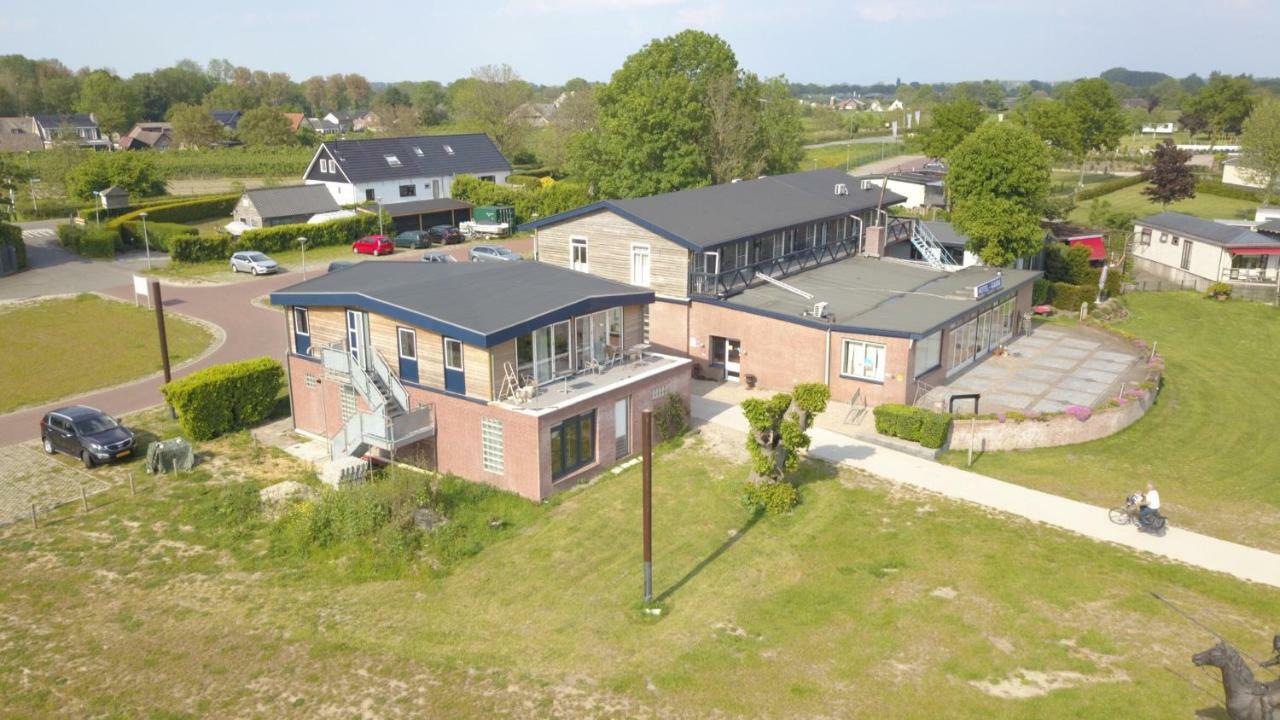 Hotel Garni Ijsselzicht Vesen Екстериор снимка